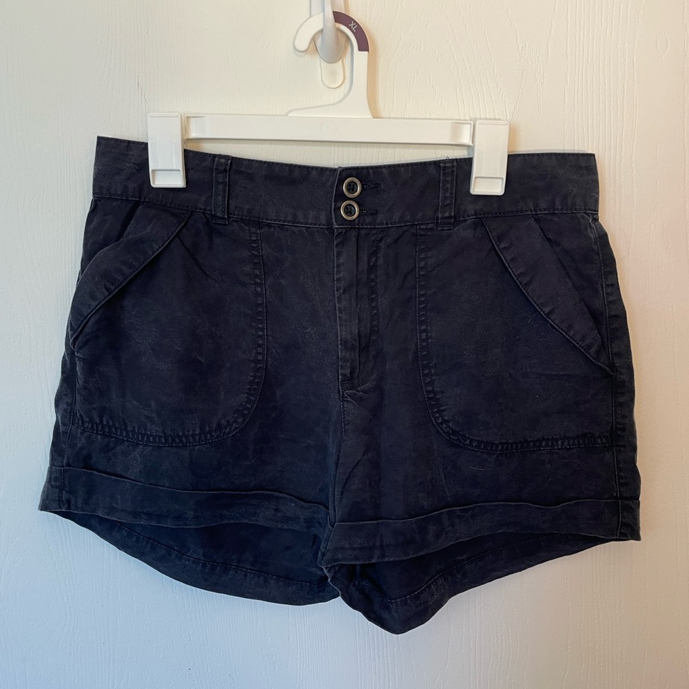 H&M Navy Shorts Casual Style